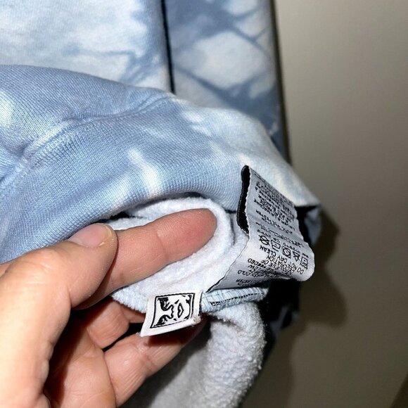 Obey Womens Sweatshirt Hoodie Size XL Blue White Tie Dye Embroidered Cotton - Picture 5 of 10